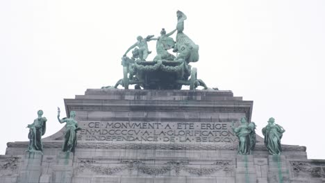Close-up-Triumphal-Arch-at-Jubelpark-in-Cinquantenaire-in-Brussels-city-centre