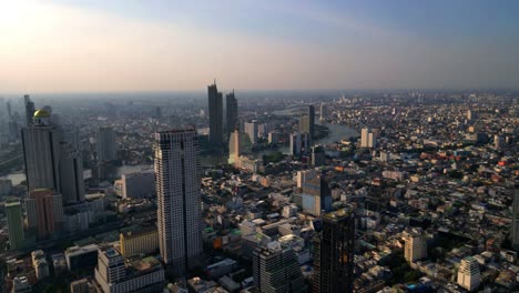 Wolkenkratzer-In-Bangkok-Thailand