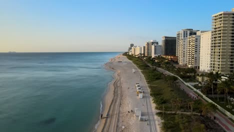 Miami-shoreline-during-the-morning