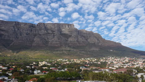 Drone-Hyperlapse-over-Cape-Town-of-Table-Mountain