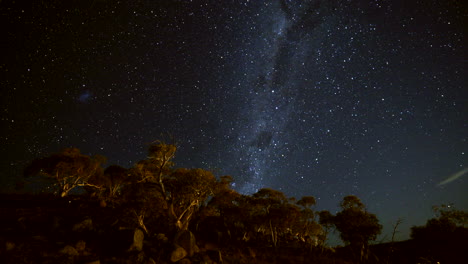 Australia-Hermosa-Impresionante-Vía-Láctea-Cruz-Del-Sur-Noche-Senderos-De-Estrellas-Lapso-De-Tiempo-Por-Taylor-Brant-Película