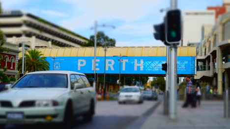 Perth-Ciudad-Centro-Personas-Tráfico-Multitudes-Durante-El-Día-Timelapse-3-Por-Taylor-Brant-Film