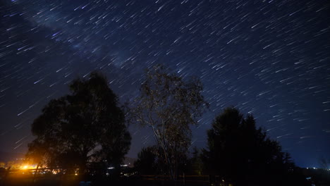 Rastros-De-Estrellas-Vía-Láctea-Cruz-Del-Sur-Australia-Noche-Australiana-Galaxias-Timelapse-De-Taylor-Brant-Películas