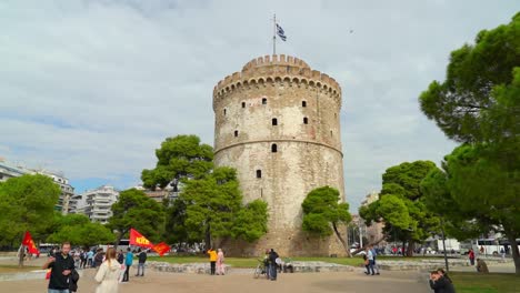 Der-Weiße-Turm-Von-Thessaloniki-Wurde-Zum-Symbol-Der-Stadt