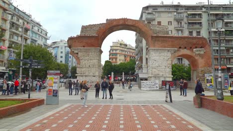 El-Arco-De-Galerio-O-Kamara-Es-Un-Monumento-De-Principios-Del-Siglo-IV-En-La-Ciudad-De-Tesalónica