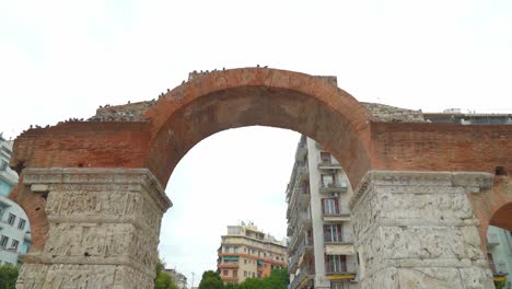 Ruins-of-The-Arch-of-Galerius-or-Kamara-in-the-city-of-Thessaloniki