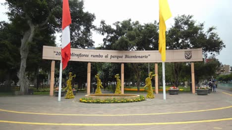 Public-park-called-"Parque-Kennedy"-located-in-Lima,-Peru-in-the-Miraflores-district