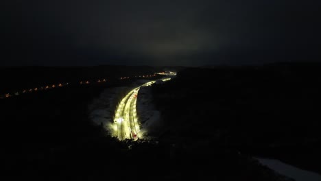 Autopista-En-Noruega-Durante-La-Noche