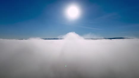 Niebla-Y-Nubes-En-El-Condado-De-Wilkes-Nc,-Wilkesboro-Y-North-Wilkesboro-Nc