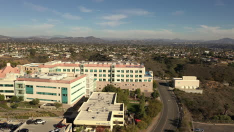 Exterior-of-the-Rady's-Children's-Hospital-in-San-Diego,-California,-drone-orbit