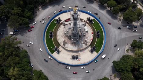Aerial-View-of-a-Traffic-Circle,-Roundabout-Mexico-City-at-Rush-Hour