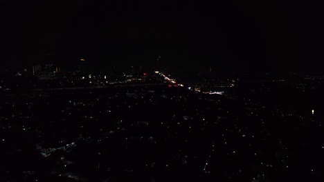 Nachtatmosphäre-Einer-Stadt