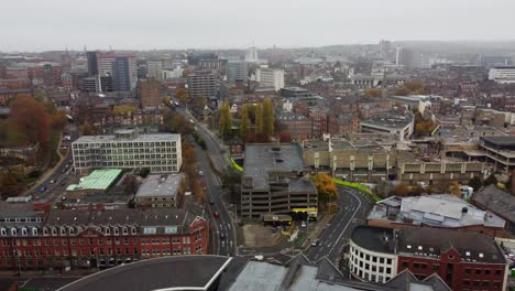 Nottingham-City-2021-Uk,-Drohne-Luftaufnahmen-Lebendige-Herbstfarben