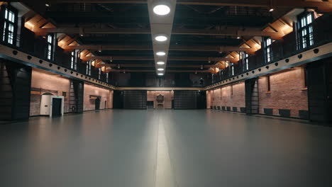 Empty-War-Room-Inside-Voltigeurs-de-Quebec-Armoury-In-Quebec-City,-Canada