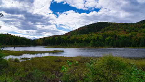 Beautiful-timelapse-of-a-lake-at-fall