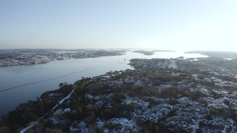 Drone-view-over-Öckerö-Island-Municipality-in-Gothenburg-archipelago,-Sweden