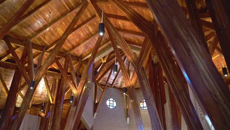 Wooden-Church-Rafters-In-Modern-Wedding-Venue-Building-Interior
