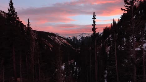 Rocky-Mountain-Sonnenuntergang-4k-Zeitraffer