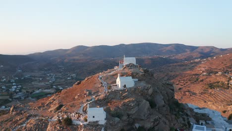 Aerial-Drone-Of-Viewpoint-in-Ios-Chora-Island-in-Greece
