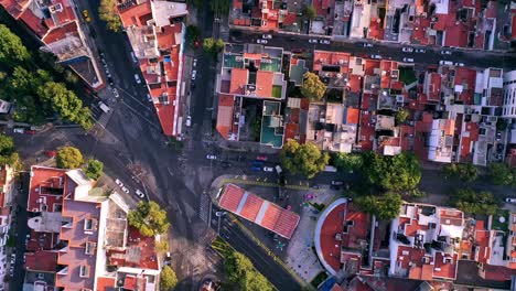 Luftbild-Hyperlapse-Von-Oben-Nach-Unten-über-Colonia-Del-Valle-In-Mexiko-Stadt-Am-Tag