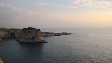 El-Paseo-Marítimo-Corniche-En-Beirut,-La-Capital-Del-Líbano