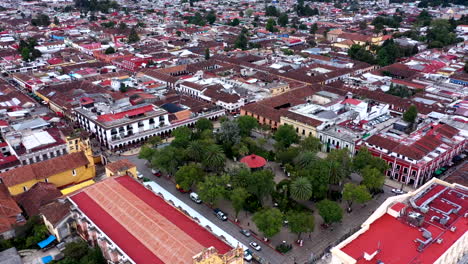 Vista-Aérea-De-La-Ciudad-De-San-Cristóbal-De-Las-Casas-En-Chiapas,-México