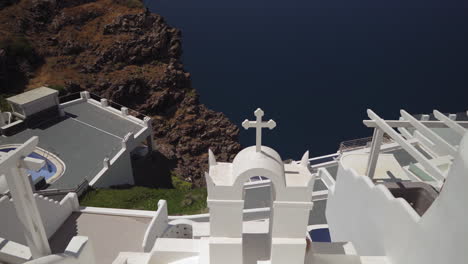 Campanario-En-La-Isla-De-Santorini,-Grecia
