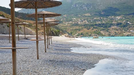 Quiet-Island-Scenery-In-Agia-Kyriaki-Beach-Kefalonia,-Greece---wide-shot
