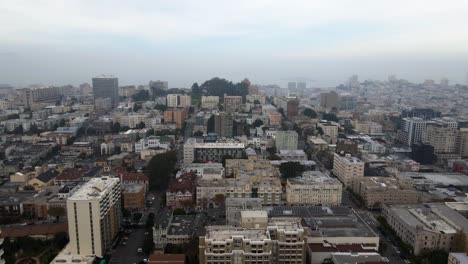 Aerial-view-of-the-Pacific-Heights-cityscape,-in-San-Francisco---pan,-drone-shot