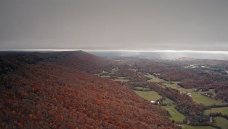 Aerial-Timelapse-of-low-lying-clouds-across-Lookout-Mountain-in-Chattanooga,-TN