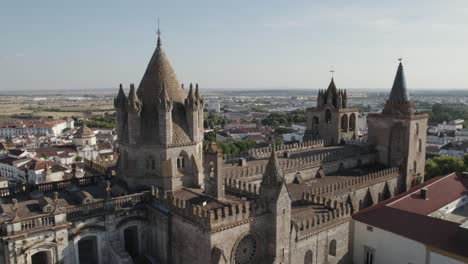 Aerial-circle-view-of-cathedral-in-all-its-magnificence