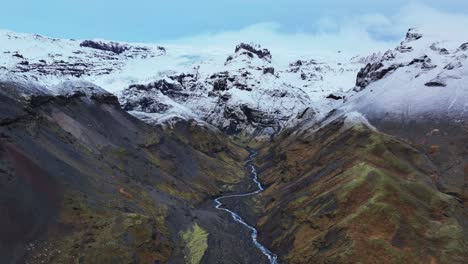 Amazing-View-Of-Canyon-In-South-Iceland---aerial-shot