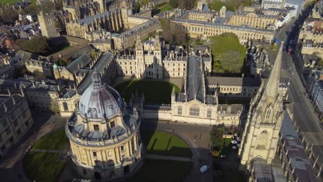 Point-of-Interest-Antenne-über-Der-Radcliffe-Kamera-Und-Den-Umliegenden-Colleges-Der-Universität-Oxford