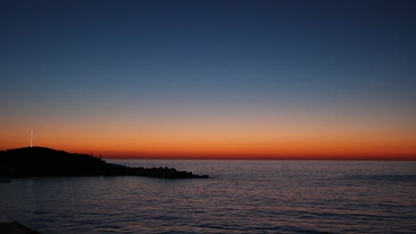 Christliches-Kreuz-An-Der-Libanonküste-Mit-Wunderschönem-Mediterranen-Sonnenuntergang