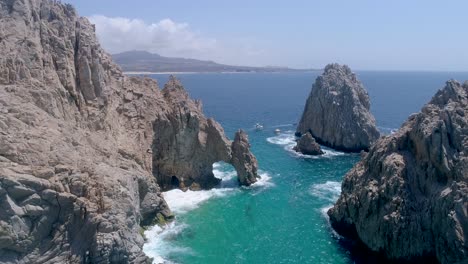 Die-Felsige-Formation-Des-Bogens-Bei-Cabo-San-Lucas-Mexiko-Aus-Himmelsaufnahmen