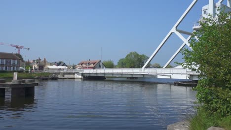 Pegasus-Brücke,-Standort-Des-Zweiten-Weltkriegs-In-Der-Normandie,-Frankreich
