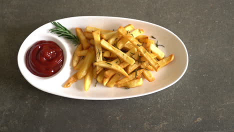 french-fries-with-sauce-on-plate