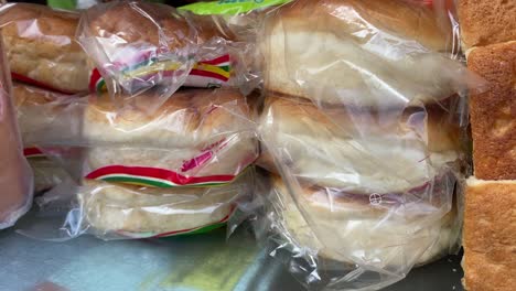 Close-up-shot-of-bun-bread-sold-in-the-store-of-Kolkata-in-the-morning-time