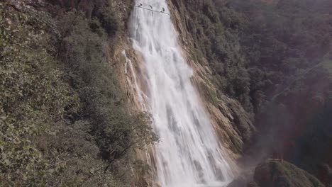 Chiflon-Wasserfälle-In-Chiapas,-Mexiko-2