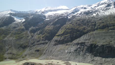 Volando-Sobre-El-Famoso-Glaciar-Grossglockner,-Pasterze,-Hohe-Tauern,-Alpes-Austriacos,-Austria