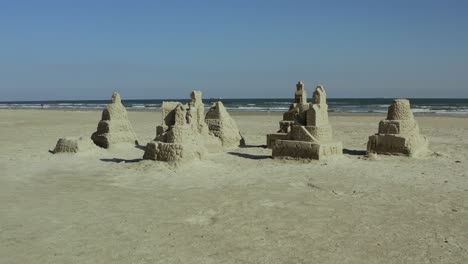 Amazing-sandcastle-town-on-a-beach-in-Texas