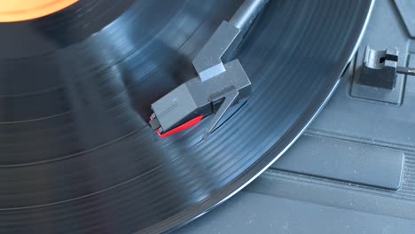 Top-view-of-vinyl-record-spinning-on-turntable