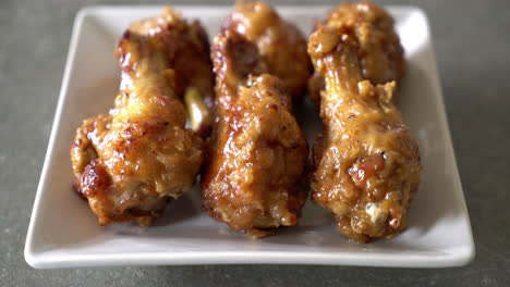 fried-chicken-with-sauce-in-Korean-style