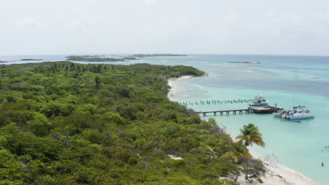 Cayo-Icacos-Tropical-Beach-Paradise-in-Puerto-Rico---Aerial