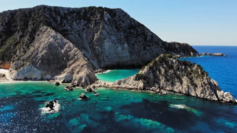 Remote-Beach-Of-Agia-Eleni-With-Rugged-Cliffs-In-Kefalonia,-Greece