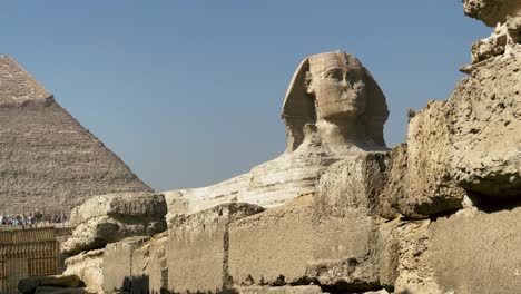 Die-Sphinx-Und-Die-Große-Pyramide-In-Kairo