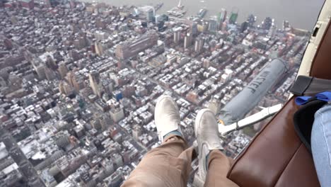 Flying-over-Manhattan-NY-in-a-helicopter