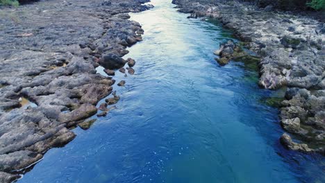 Small-beautiful-river-Kolpa-with-stony-riversides