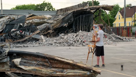 Artist-Painting-The-Destruction-In-The-Aftermath-Of-The-Minneapolis-Riots