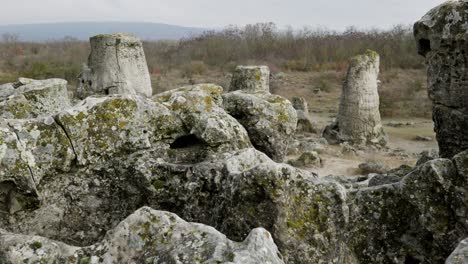 Close-up-of-ancient-natural-rock-formations